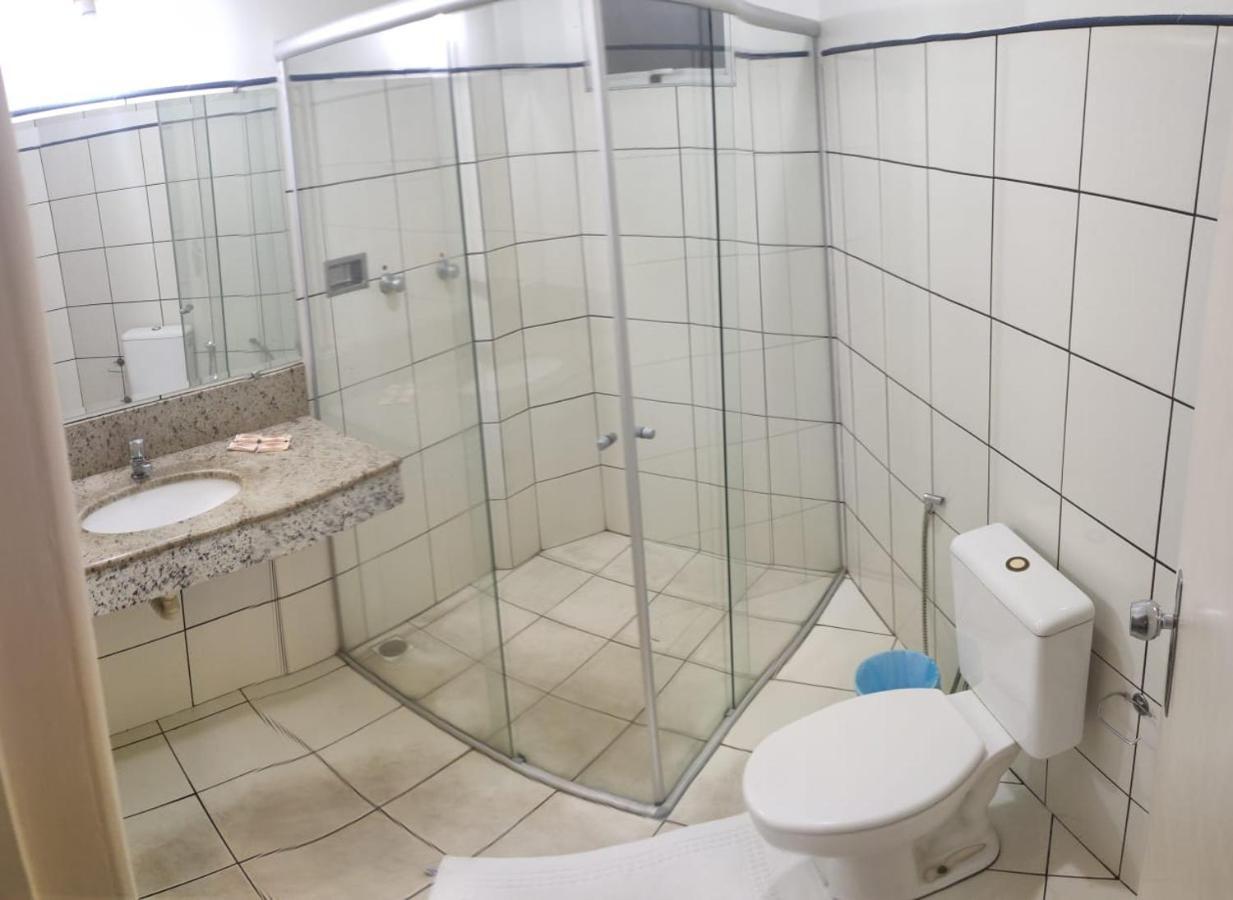 Family Room,965541379:JPEG