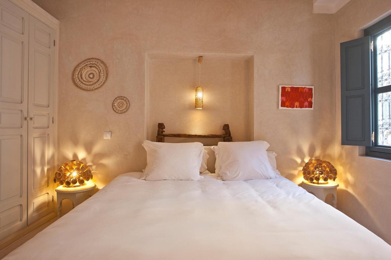 Deluxe Double Room (2 Adults + 1 Child),970317415:JPEG