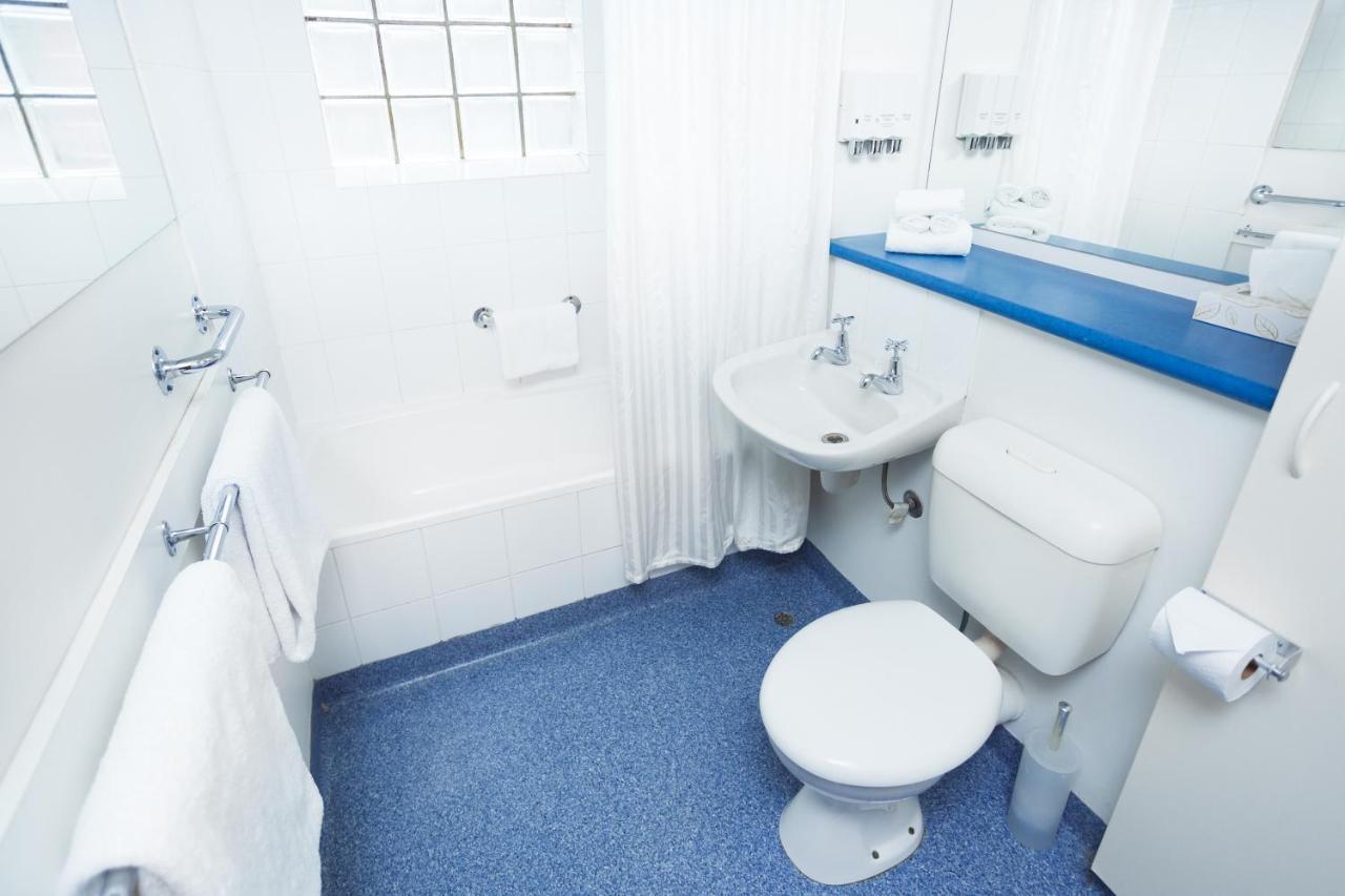 Two-Bedroom Apartment,974181586:JPEG