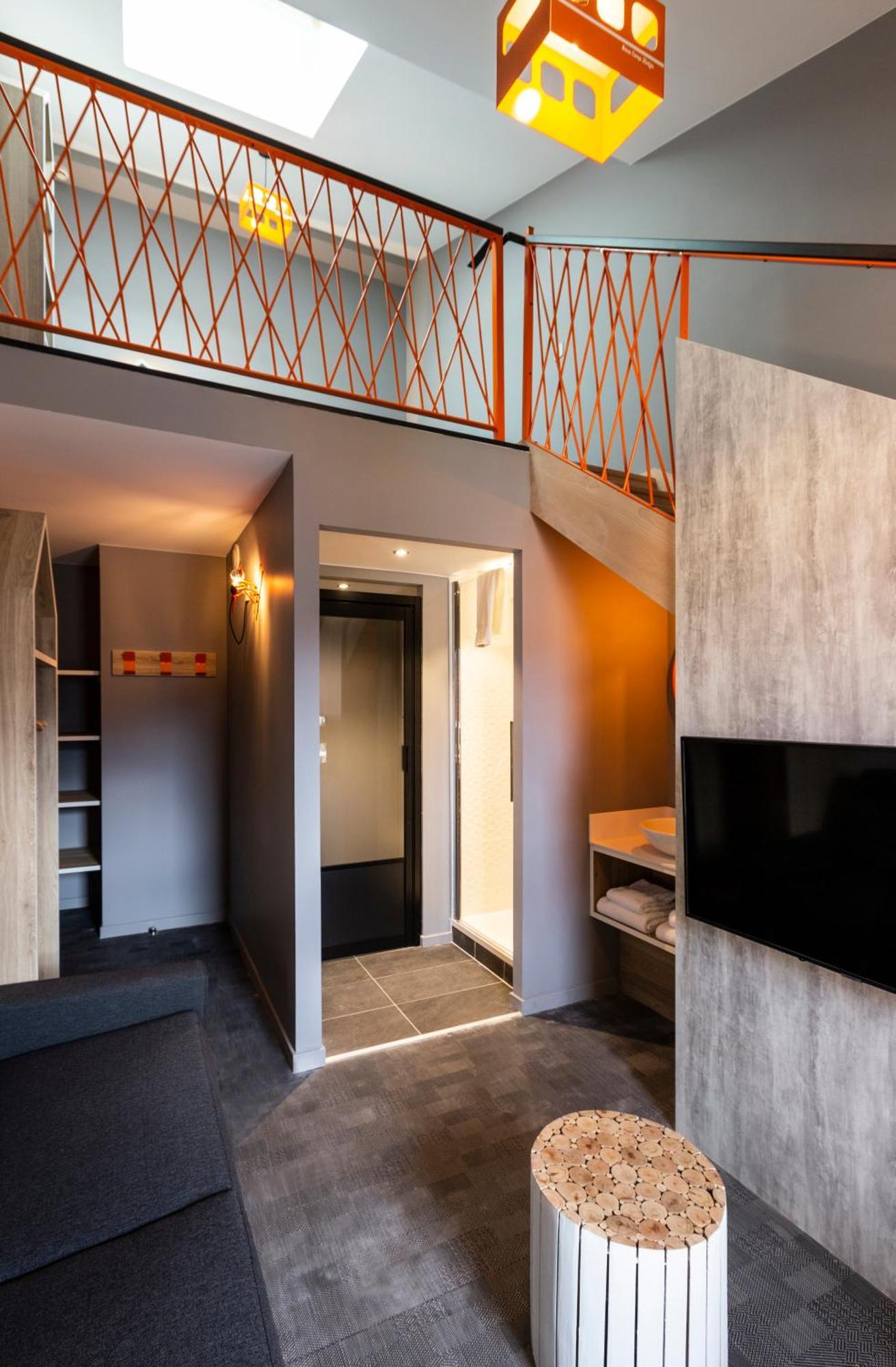 Double or Twin Mezzanine Room