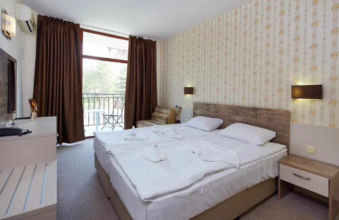 Hotel Lira-1