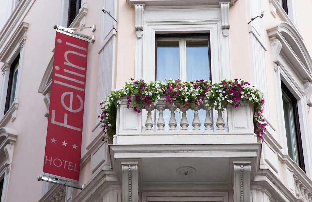 Hotel Fellini-1