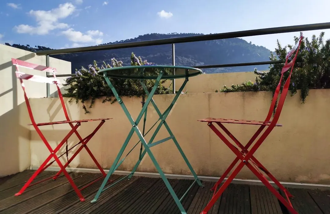Esatitude Hotel-1