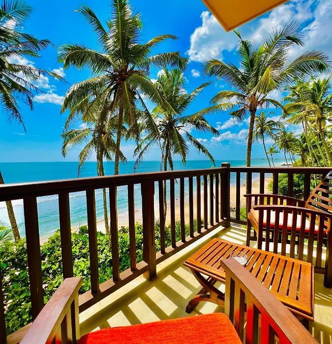 Top Secret Beach Hotel-1