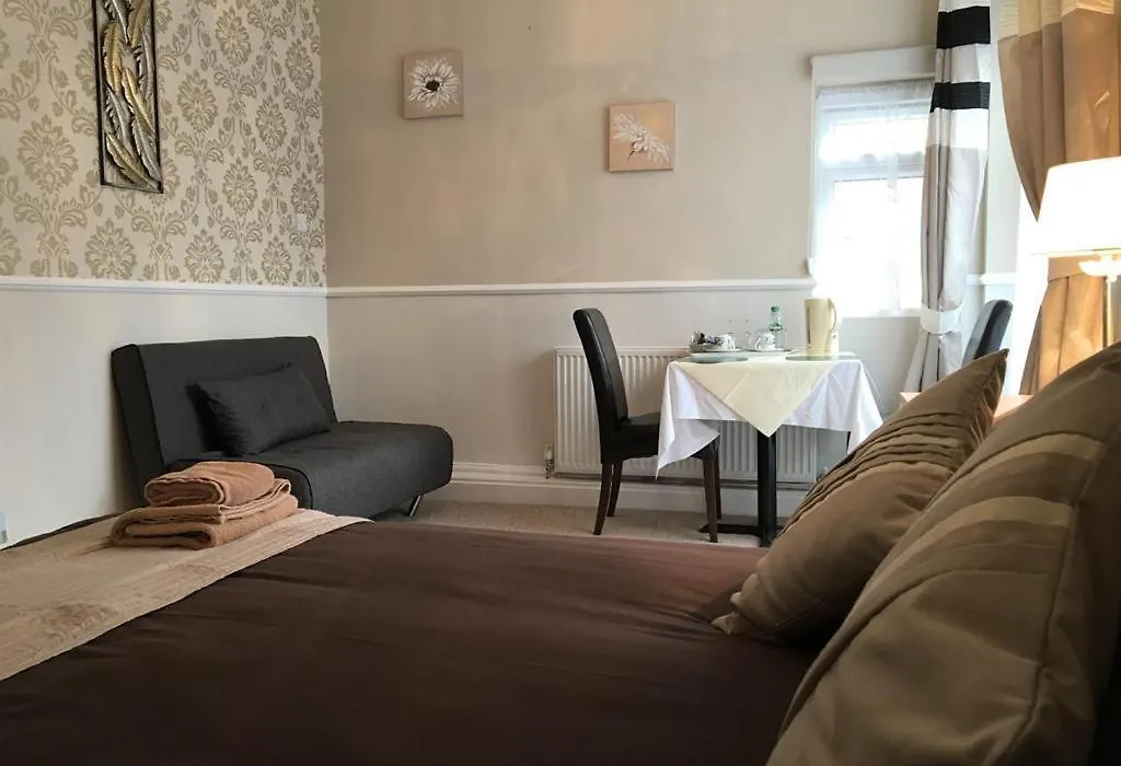 Burton Villa Guest House-1