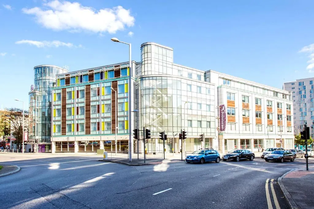 Premier Inn Nottingham City-1