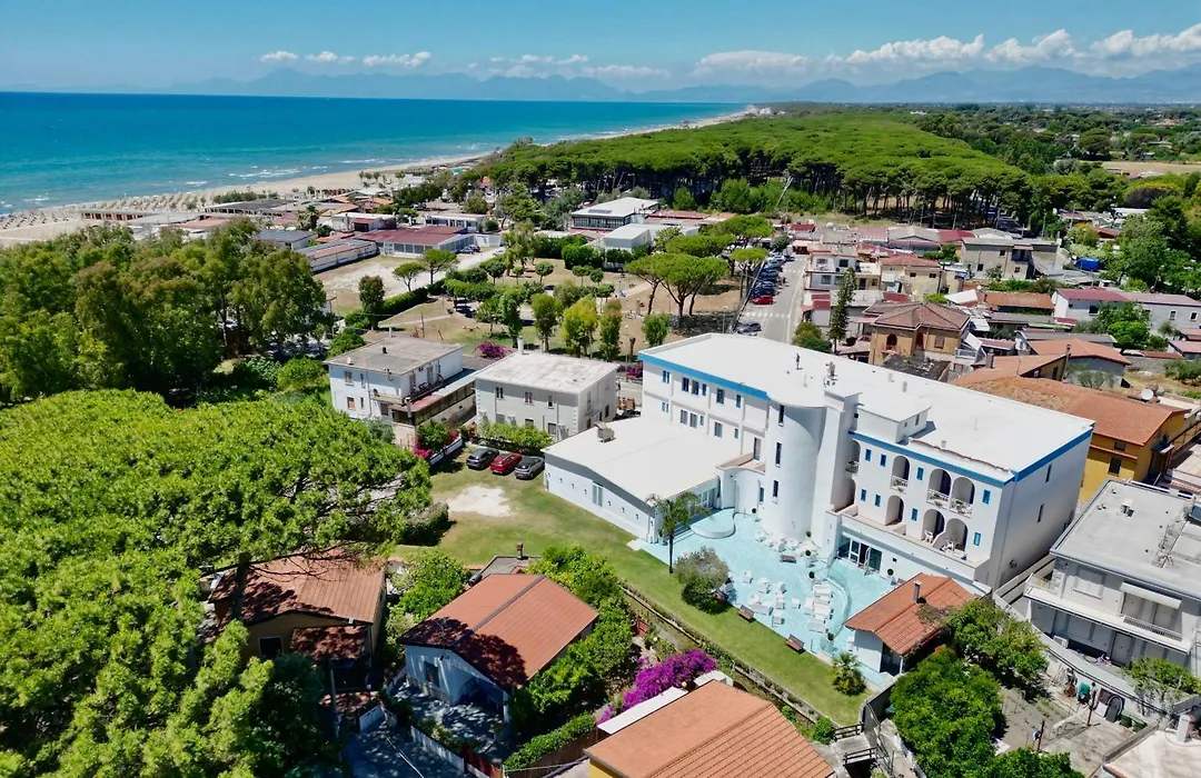 Hotel Poseidonia Mare-1