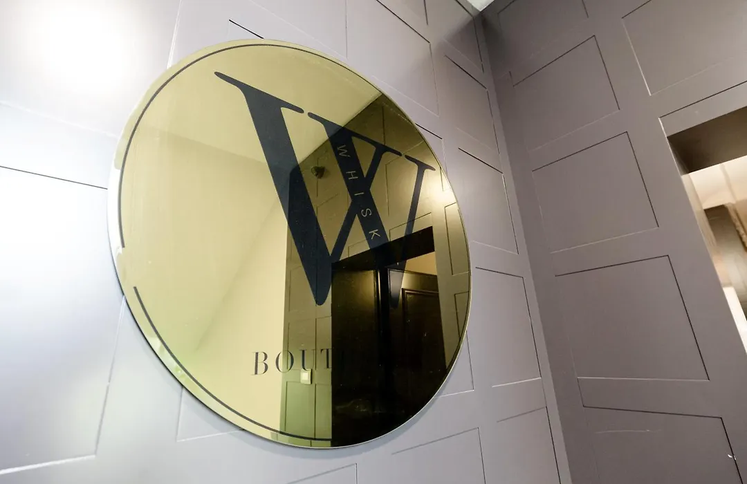 Boutique Hotel Whisky-1