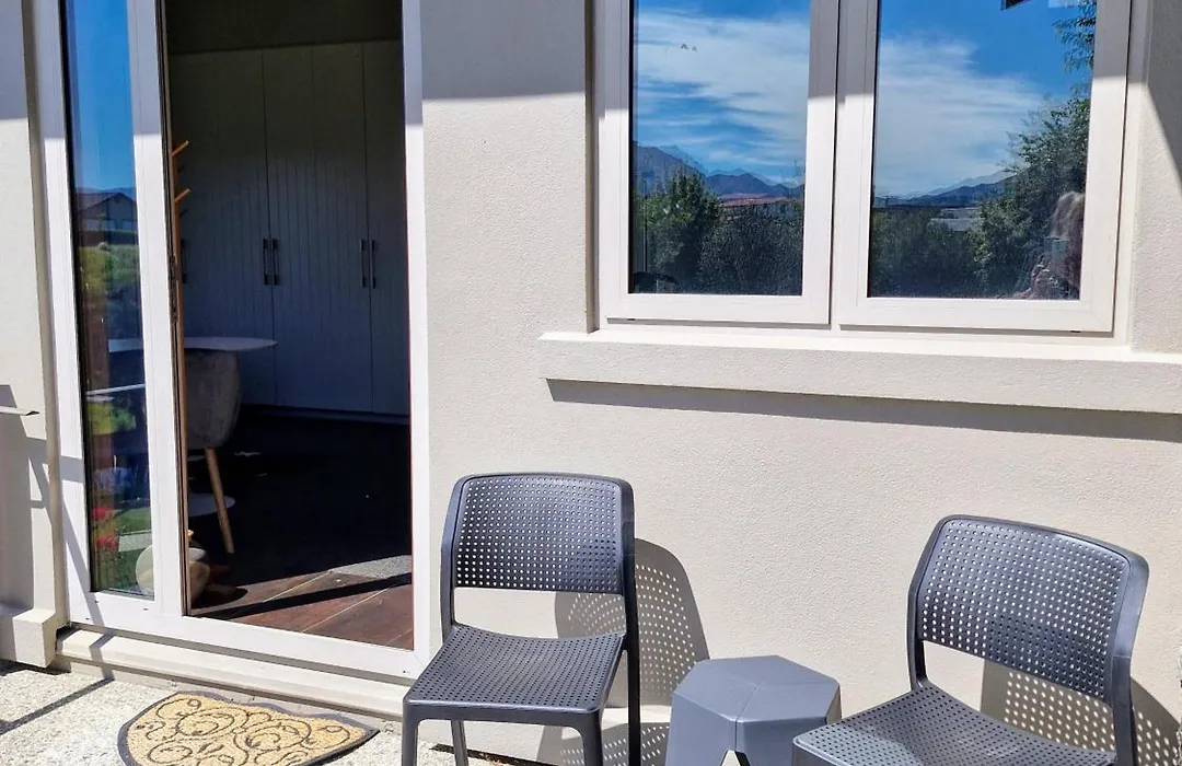 Studio Nestled In Ridgecrest-1