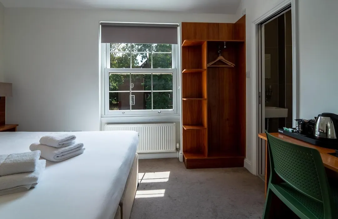 Chelsea Guest House-1