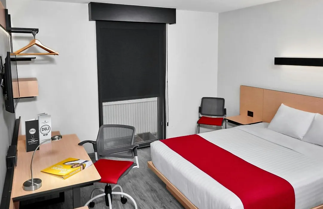 City Express By Marriott Merida-1