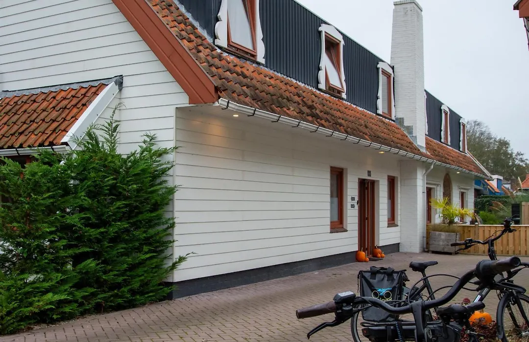 Strandhotel de Logerij Renesse-1