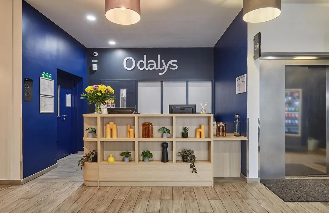 Appart'Hotel Odalys City - Paris Levallois-1