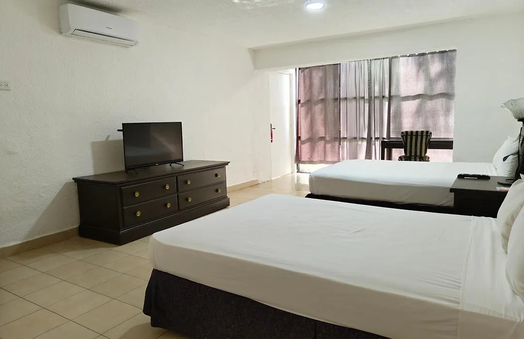 Pok Ta Pok Hotel-1