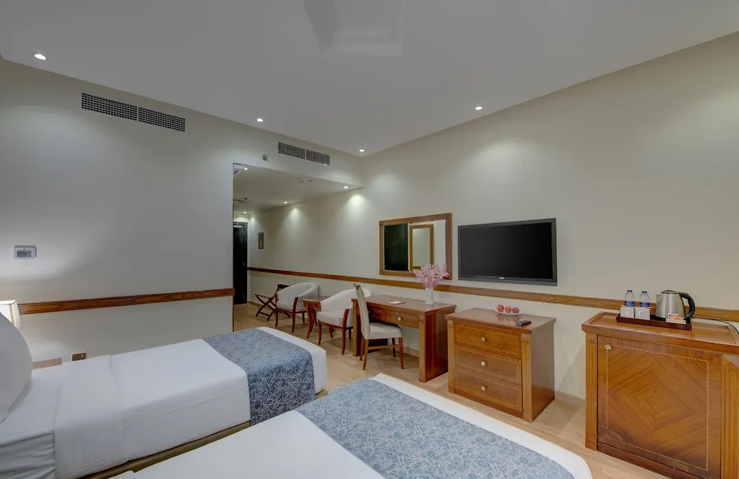Vendome Plaza Hotel-1