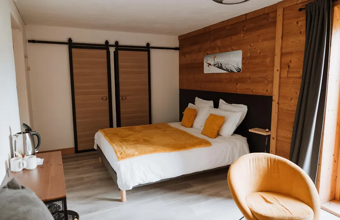Les 9 Névés, Restaurant&Chambres d'hôtes-1