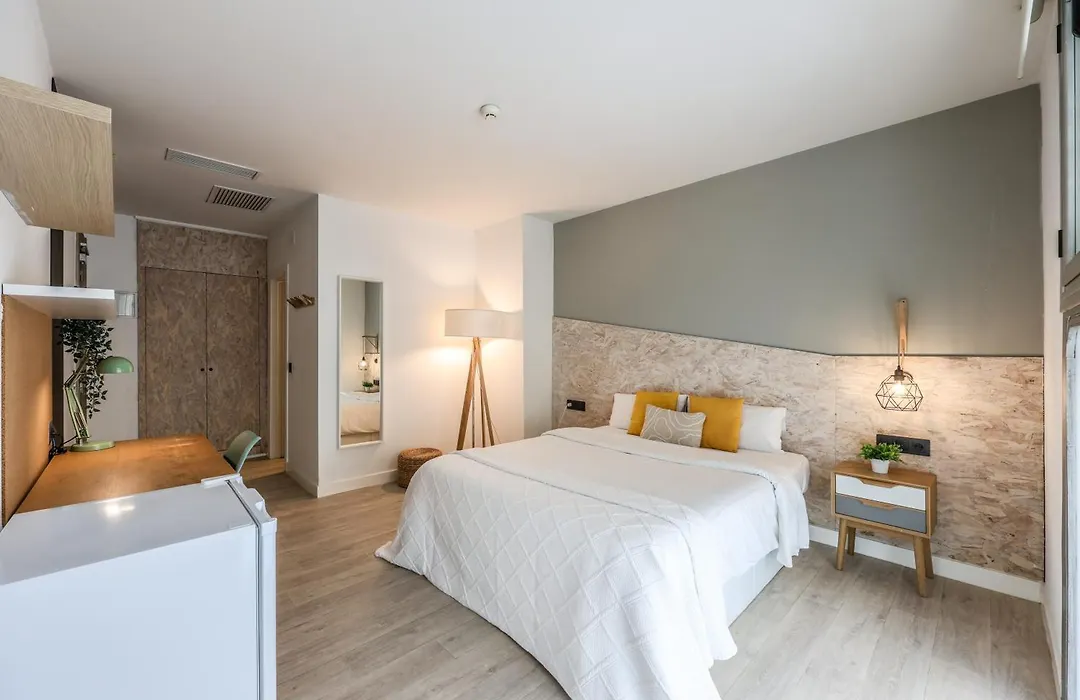 Habitaciones Atocha Rio-1