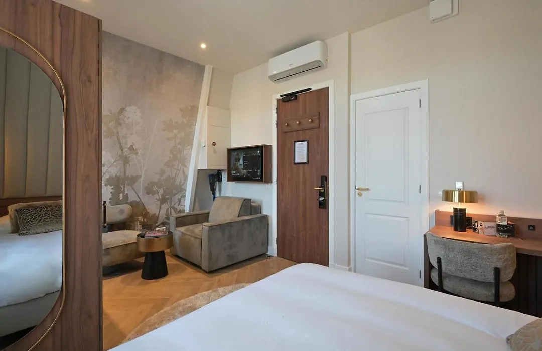 Novallure Downtown - Short Stay Apartments-1