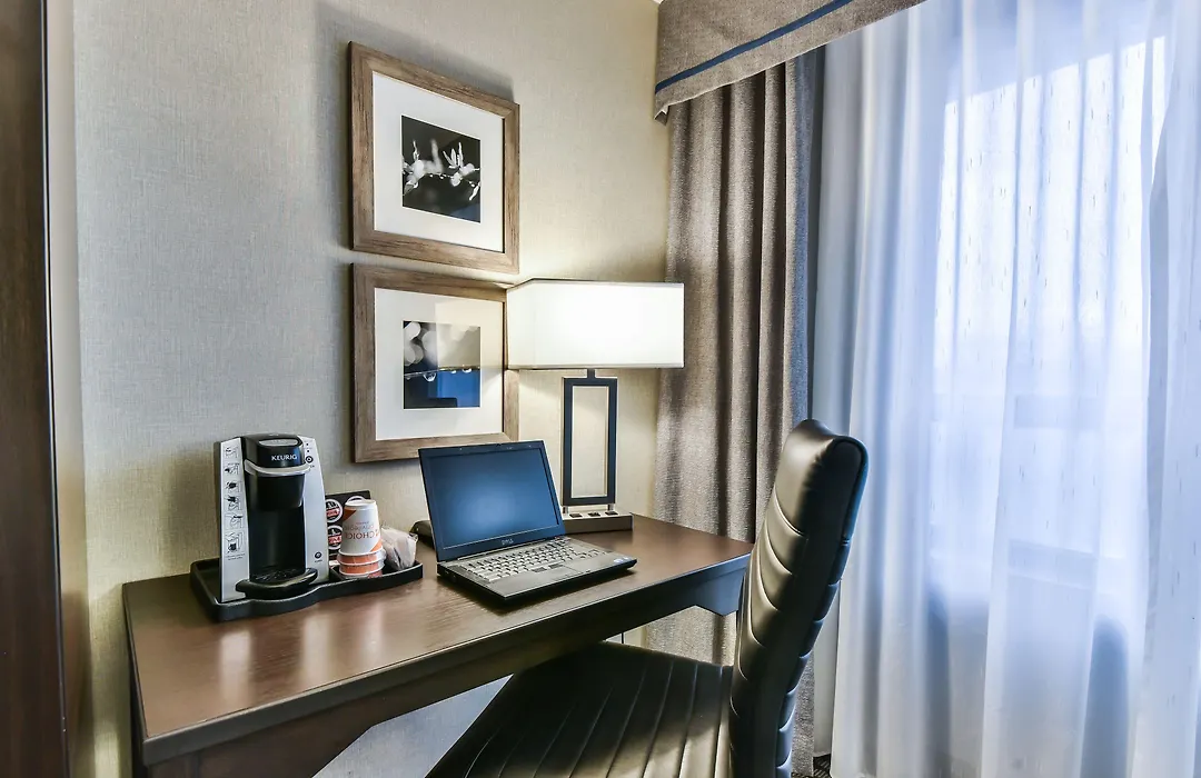 Comfort Hotel Airport North-1