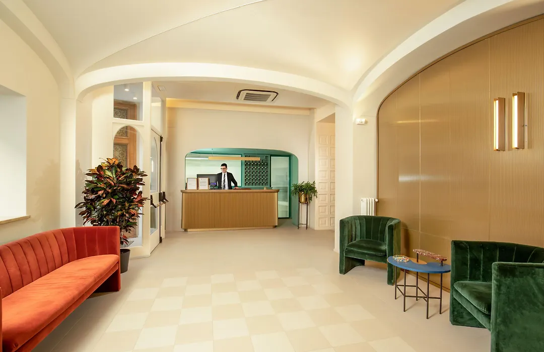 Hotel Colosseum-1
