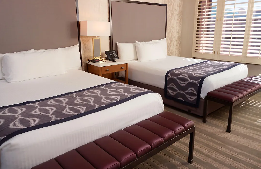 California Hotel And Casino-1