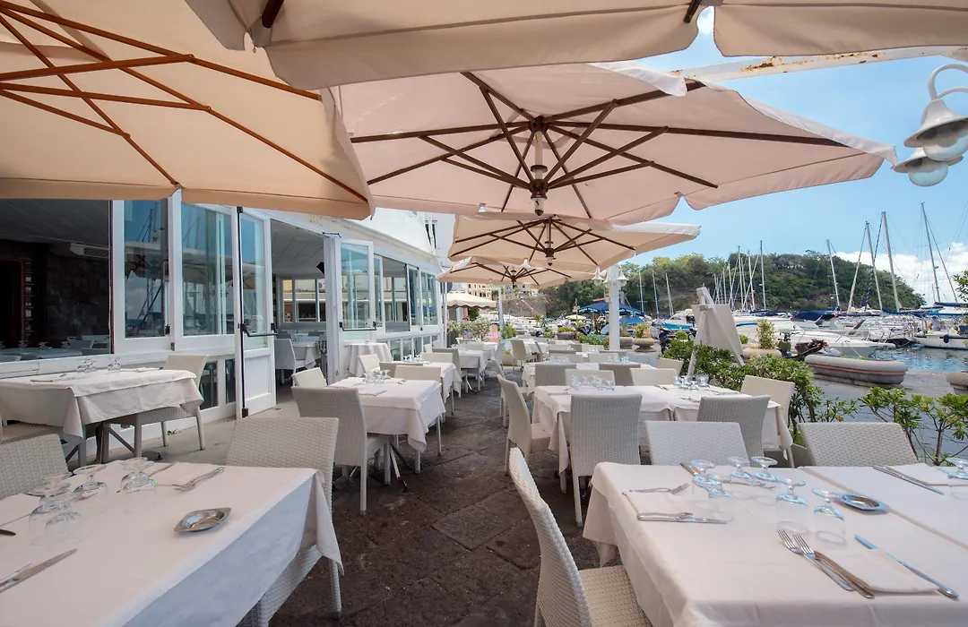 Hotel Ristorante Crescenzo-1