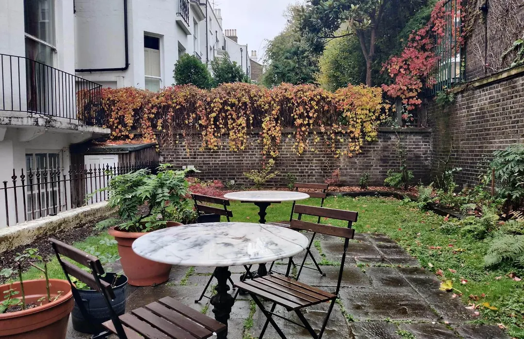 Blue Bells Hotel-1