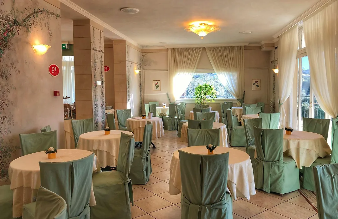 Hotel La Perla-1