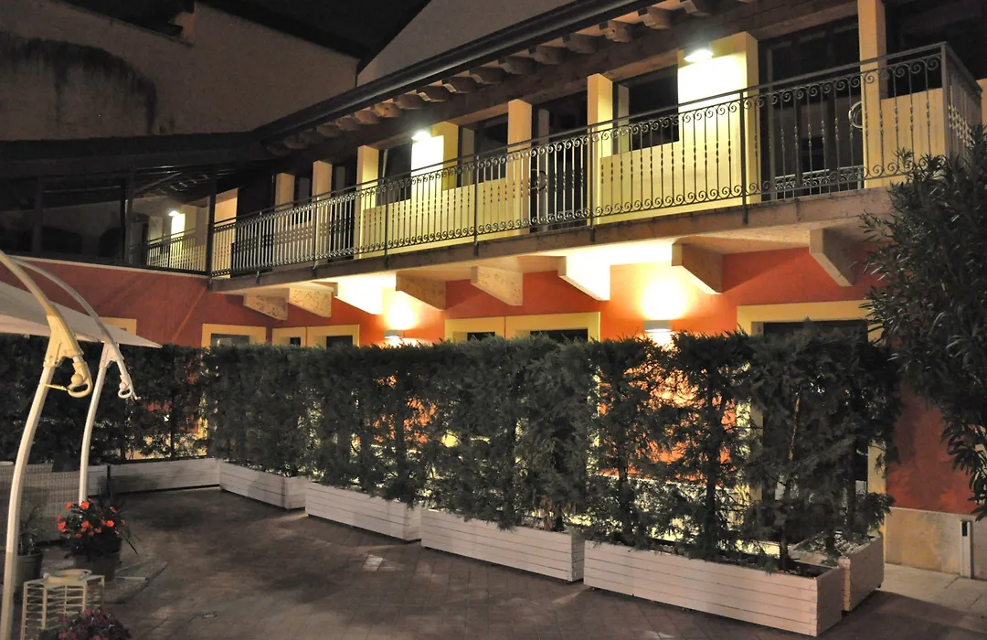 Hotel Fontana Verona-1