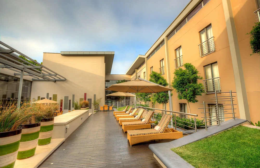 City Lodge Hotel At Or Tambo International Airport-1