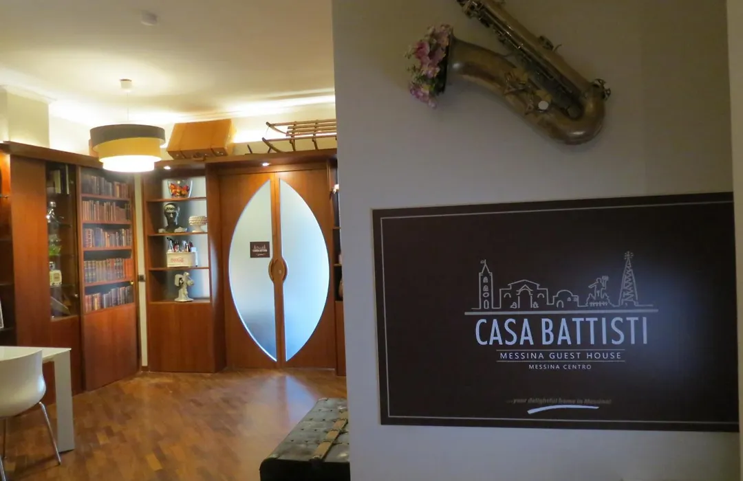 CASA BATTISTI MESSINA Guest House in centro città, ideale per FAMIGLIE o GRUPPI-1