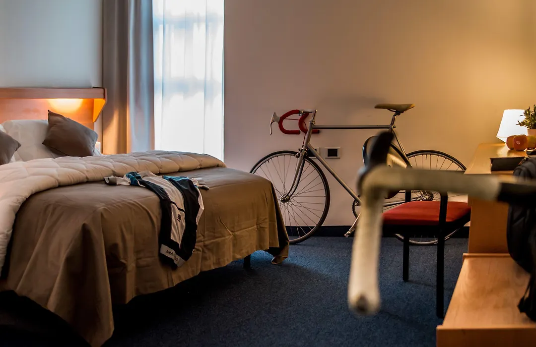 Fly Bike Hotel-1