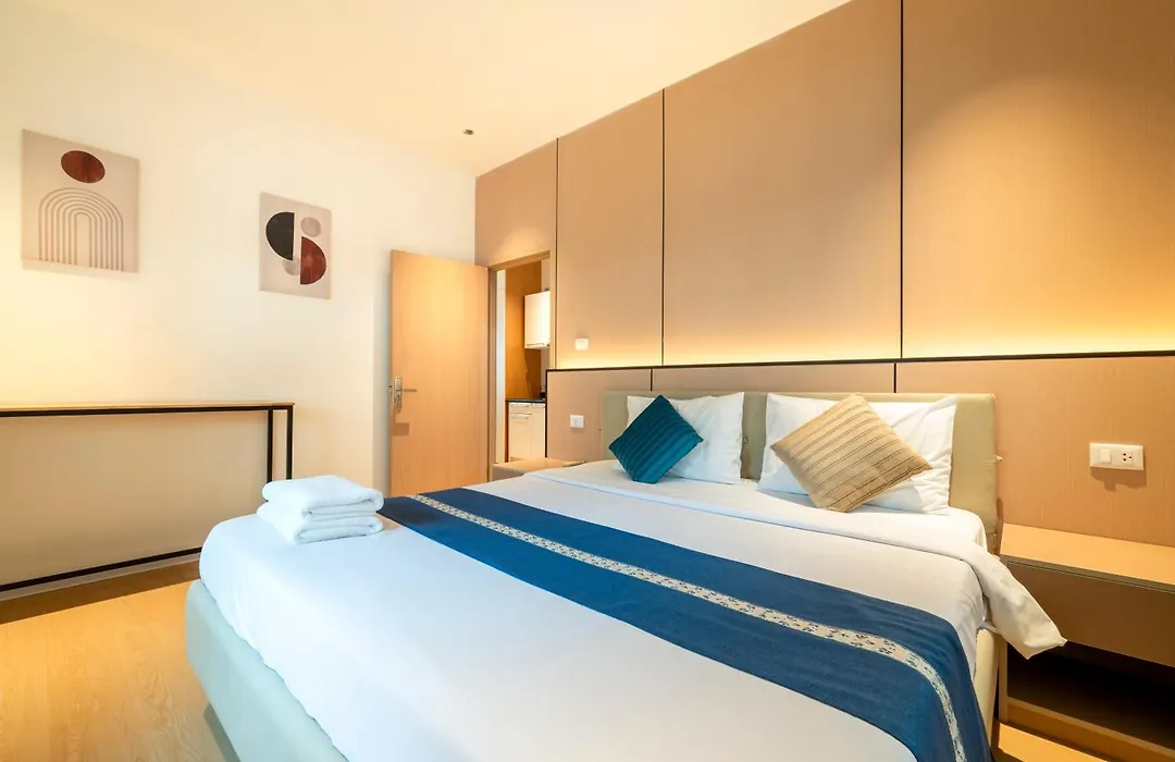 Selina Place Hotel-1