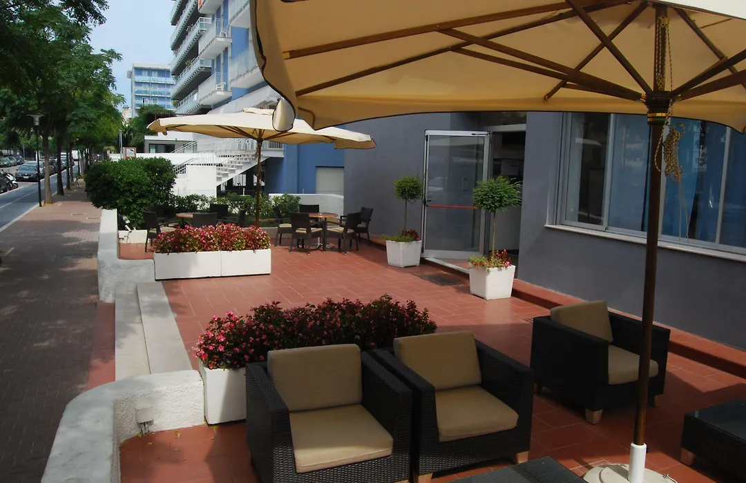 Hotel Embassy-1