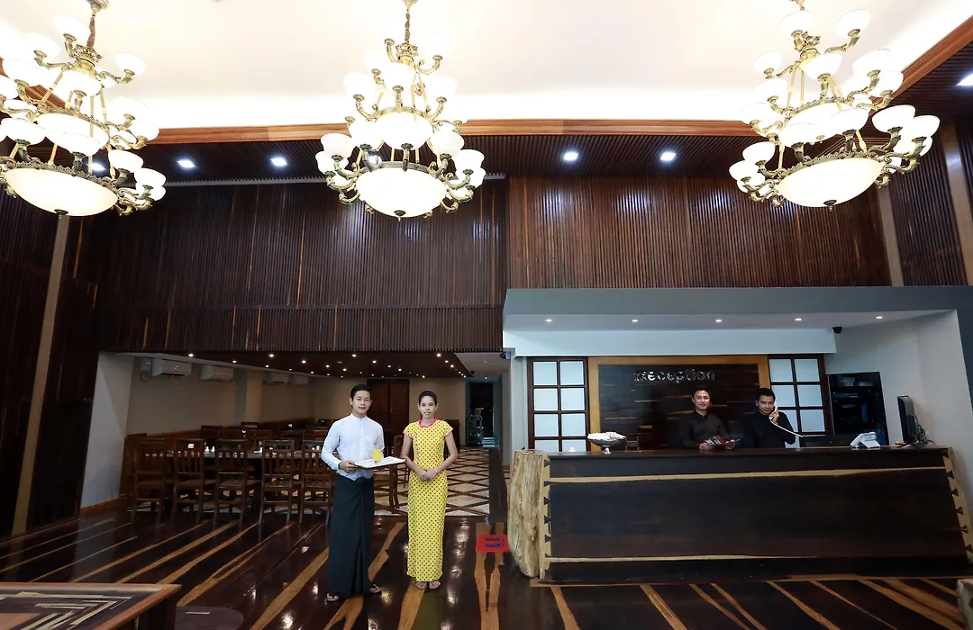 Tristar Hotel-1
