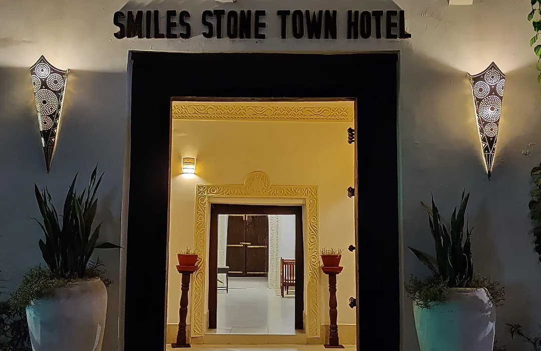 Smiles Stone Town Hotel-1