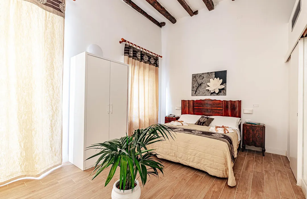 Giulio Cesare 14, Residence-1