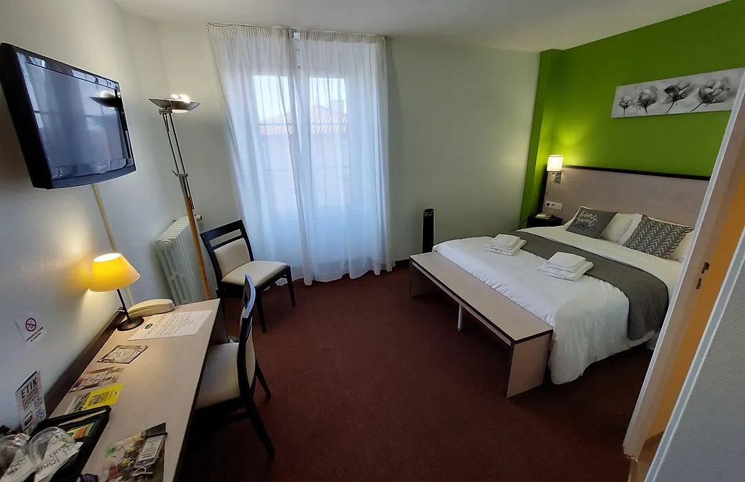 Le 120 - Groupe Logis Hotels - Ex Auberge la Terrasse-1