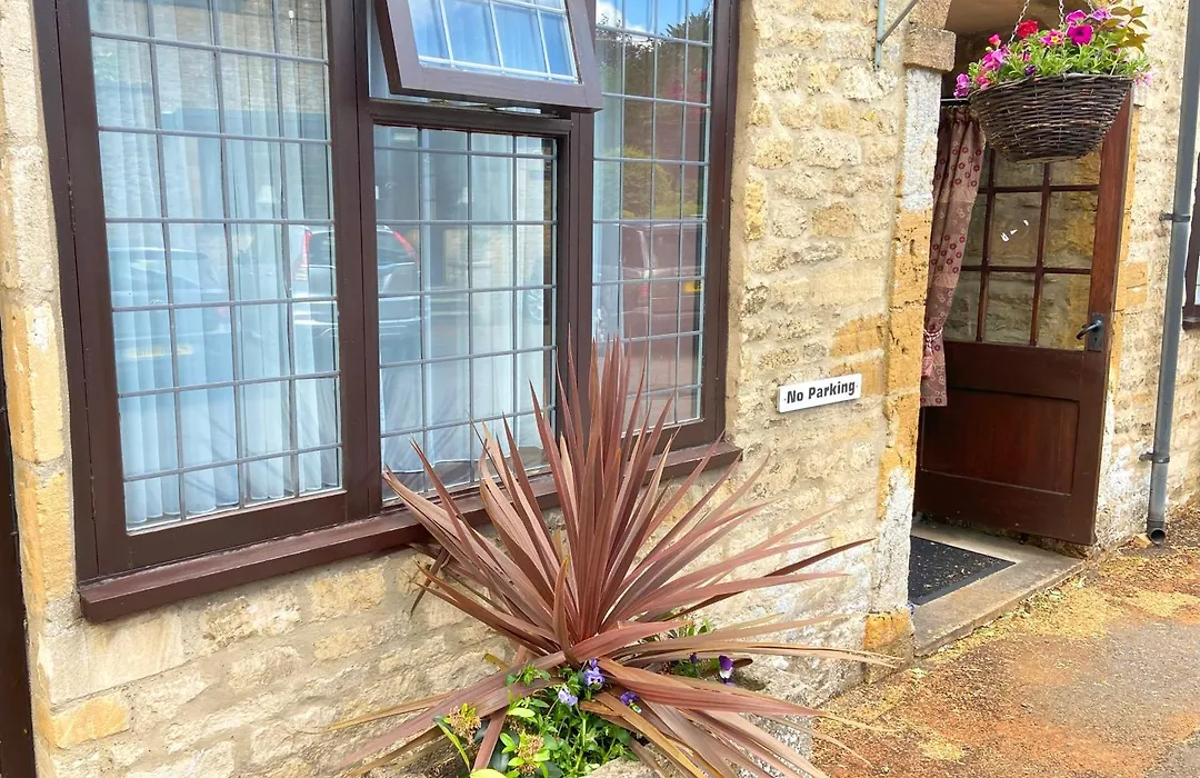 Stow Lodge Hotel-1