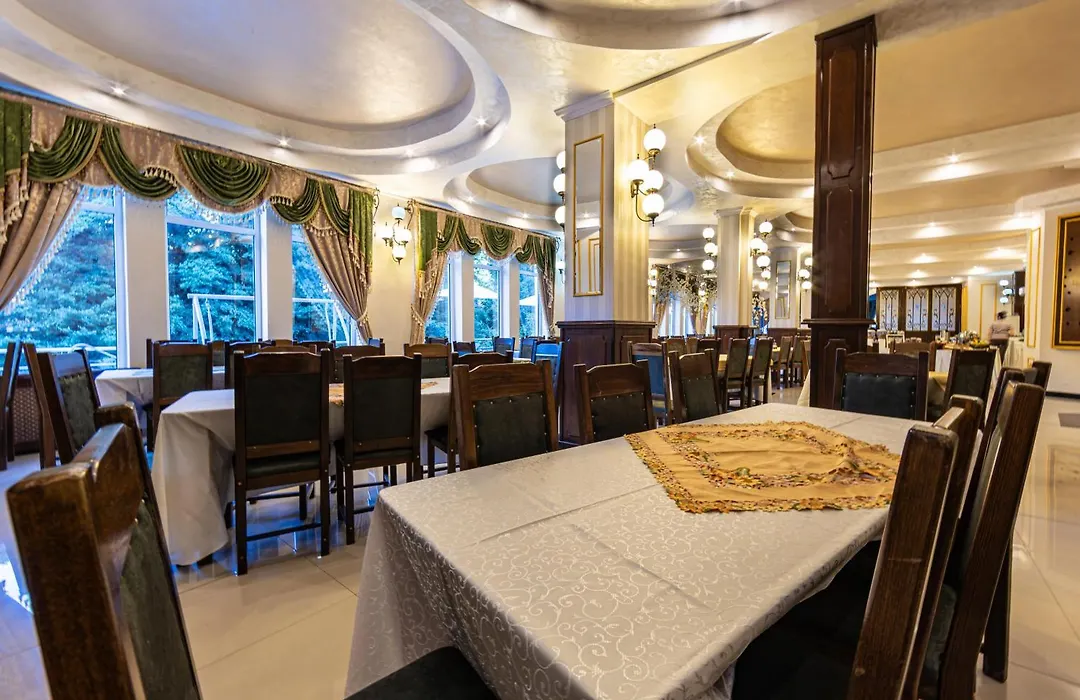 Hotel Golden Spirit-1