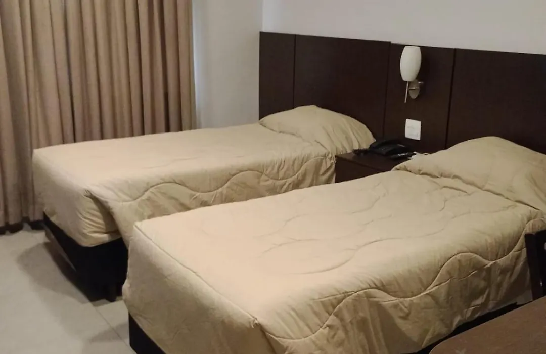 Hotel Lugus-1