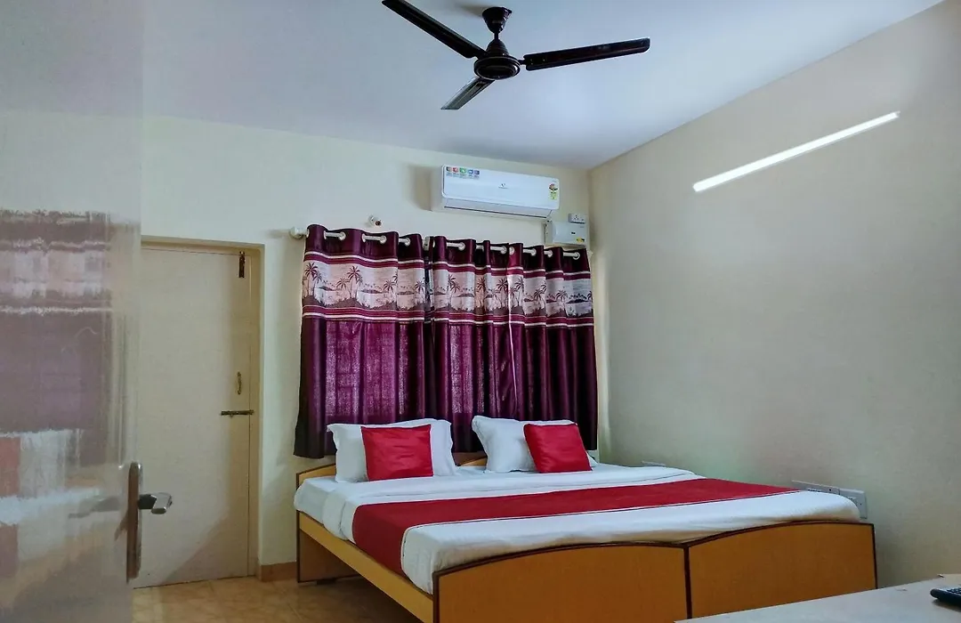 Hotel O Shree Mookambika Guest House Near Sri Someshwara Swami Temple-1