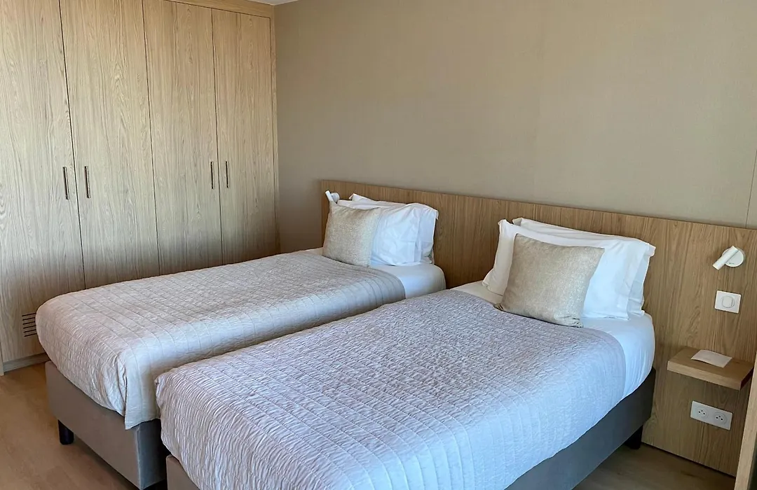 Hôtel La Plage-1