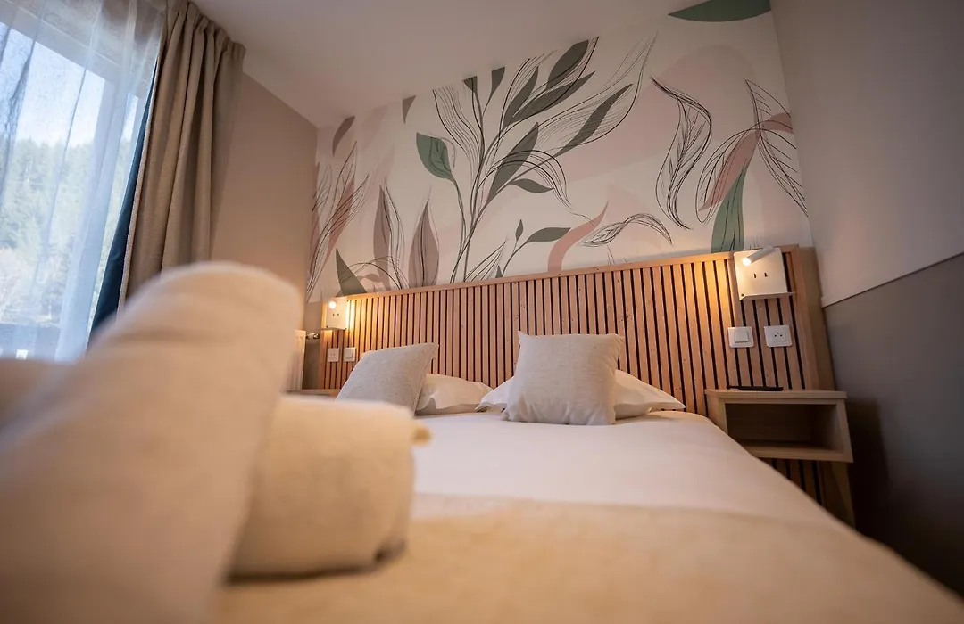 Hotel Le Chamois D'Or, Ussim Vacances Meribel-1