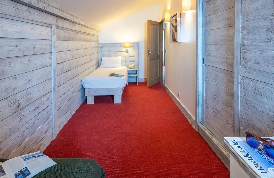 Hotel L'Aiguille Percee-1