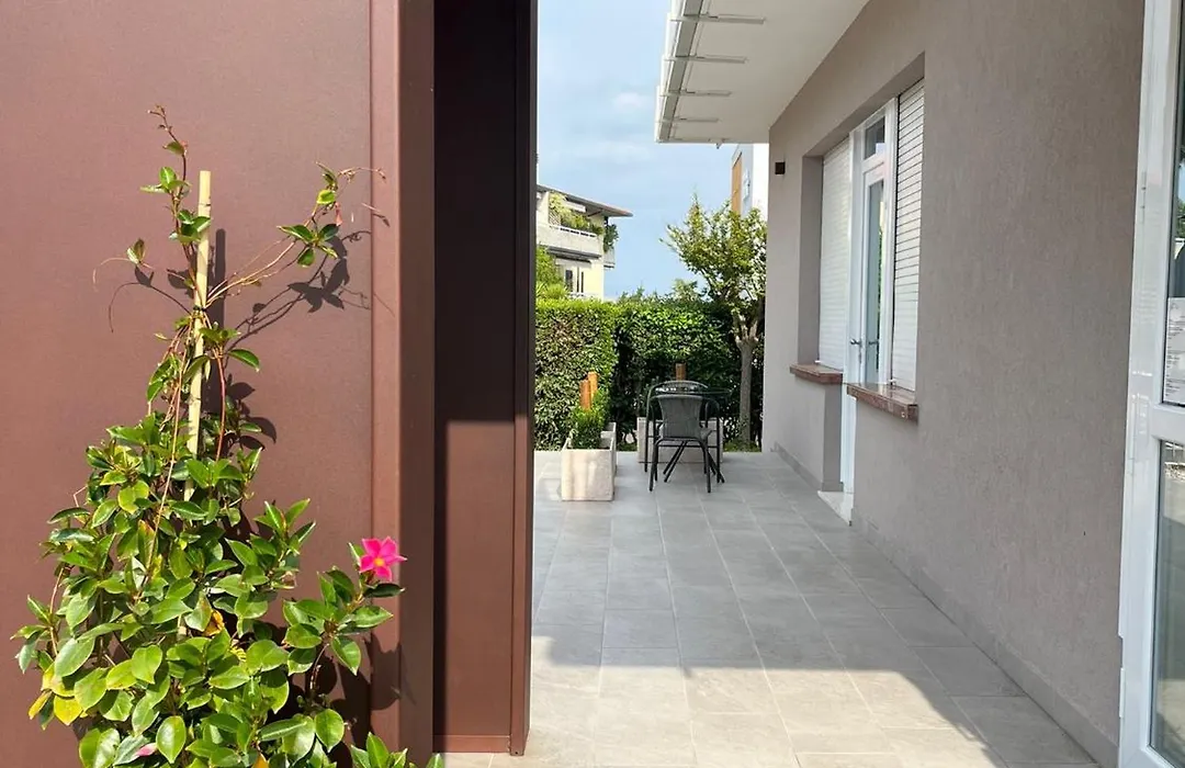 Poggio Al Lago Apartments&Rooms-1