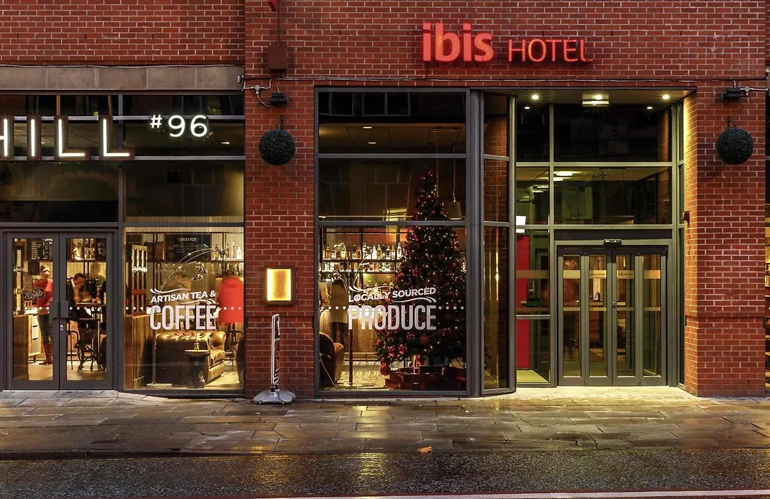Ibis Manchester Centre 96 Portland Street-1