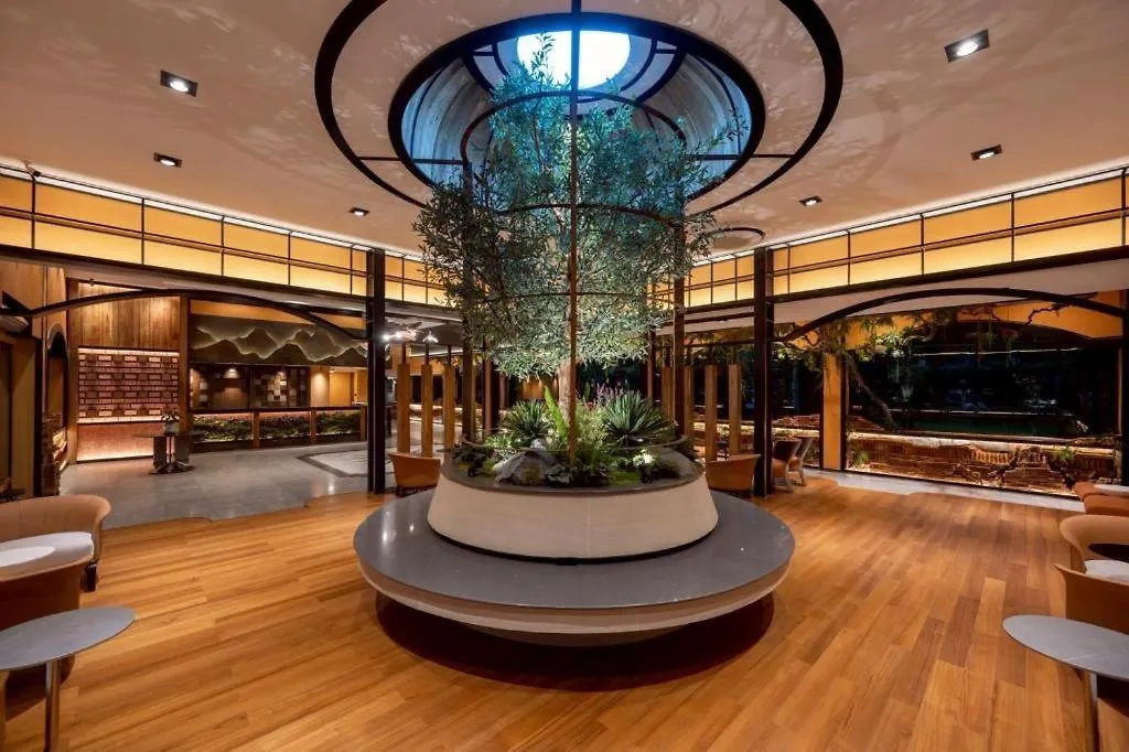 Holiday Garden Hotel-1