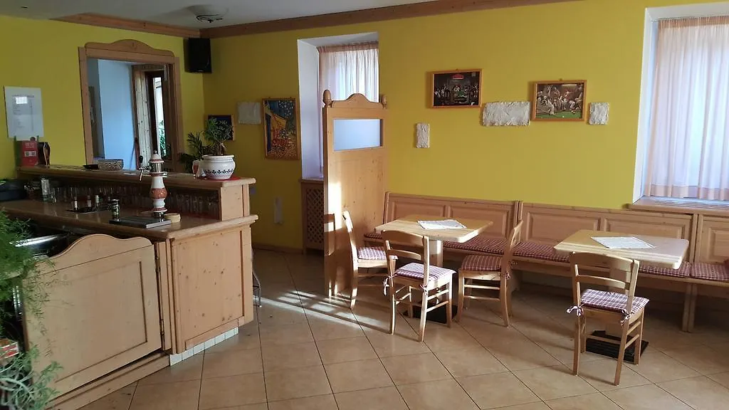 Hotel Romanda-1