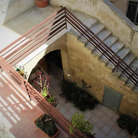 Dimora Vico dei Nohi-3